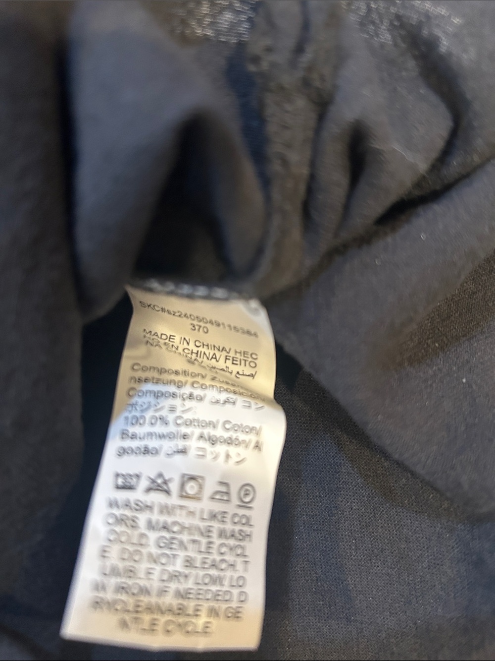 2 button down blouses - Picture 9 of 9